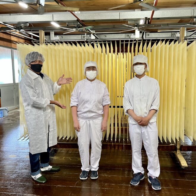 手延べそうめん と 機械そうめん の違い 手延べ素麺が美味しい理由 希少な 手延べそば も 大畑大介商店