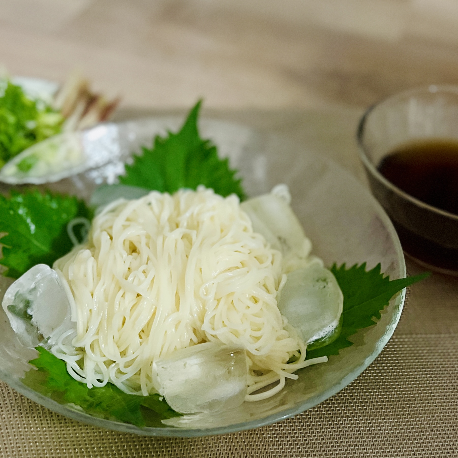 手延べそうめん と 機械そうめん の違い 手延べ素麺が美味しい理由 希少な 手延べそば も 大畑大介商店